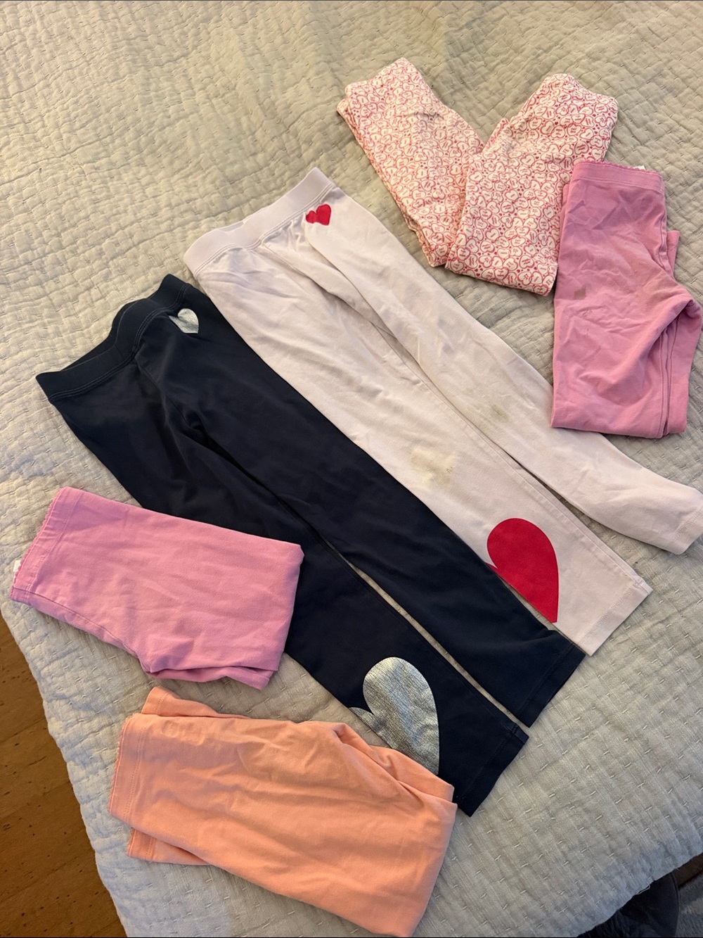 Play condition pink and heart leggings